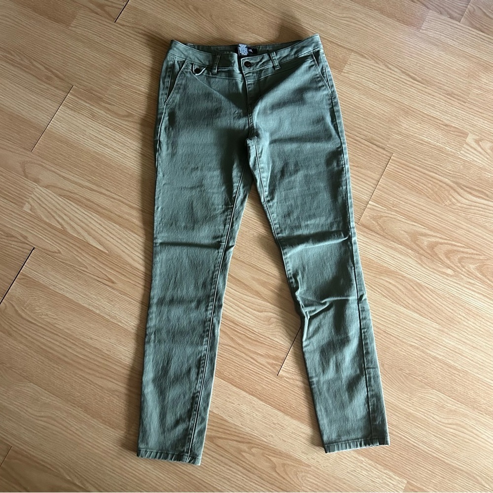 d. jeans Green Skinny Leg Pants Women’s 6
